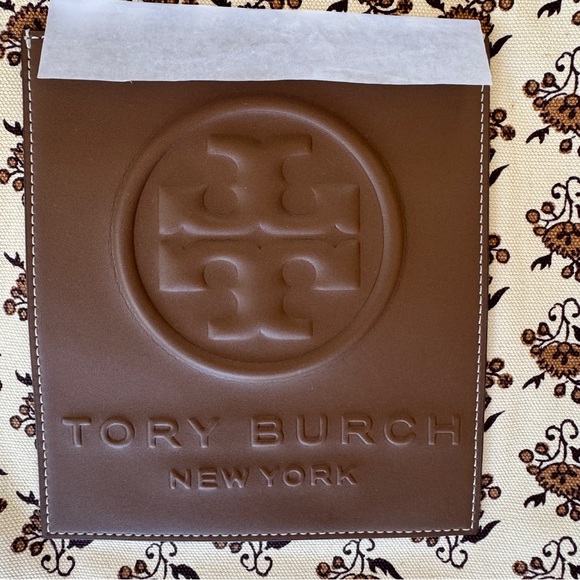 Tory Burch Ella Reversible Market Tote - Picture 7 of 13